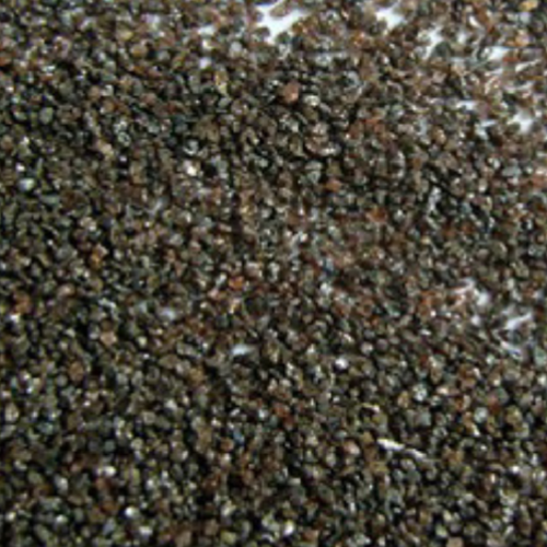 Fig. 2: Example of non-metallic abrasive – corundum (Airblast-Abrasives B.V.)